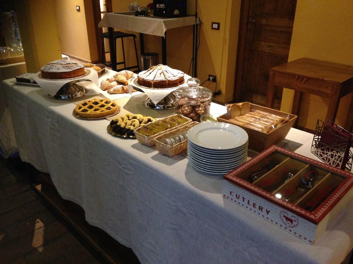 Conte Pietro Room&Breakfast Ferrara Buitenkant foto